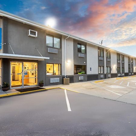 Motel 6 Ogden, Ut- Downtown Exterior photo