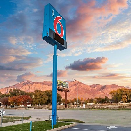 Motel 6 Ogden, Ut- Downtown Exterior photo